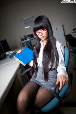 教辅含性暗示出版社：盗版已报警